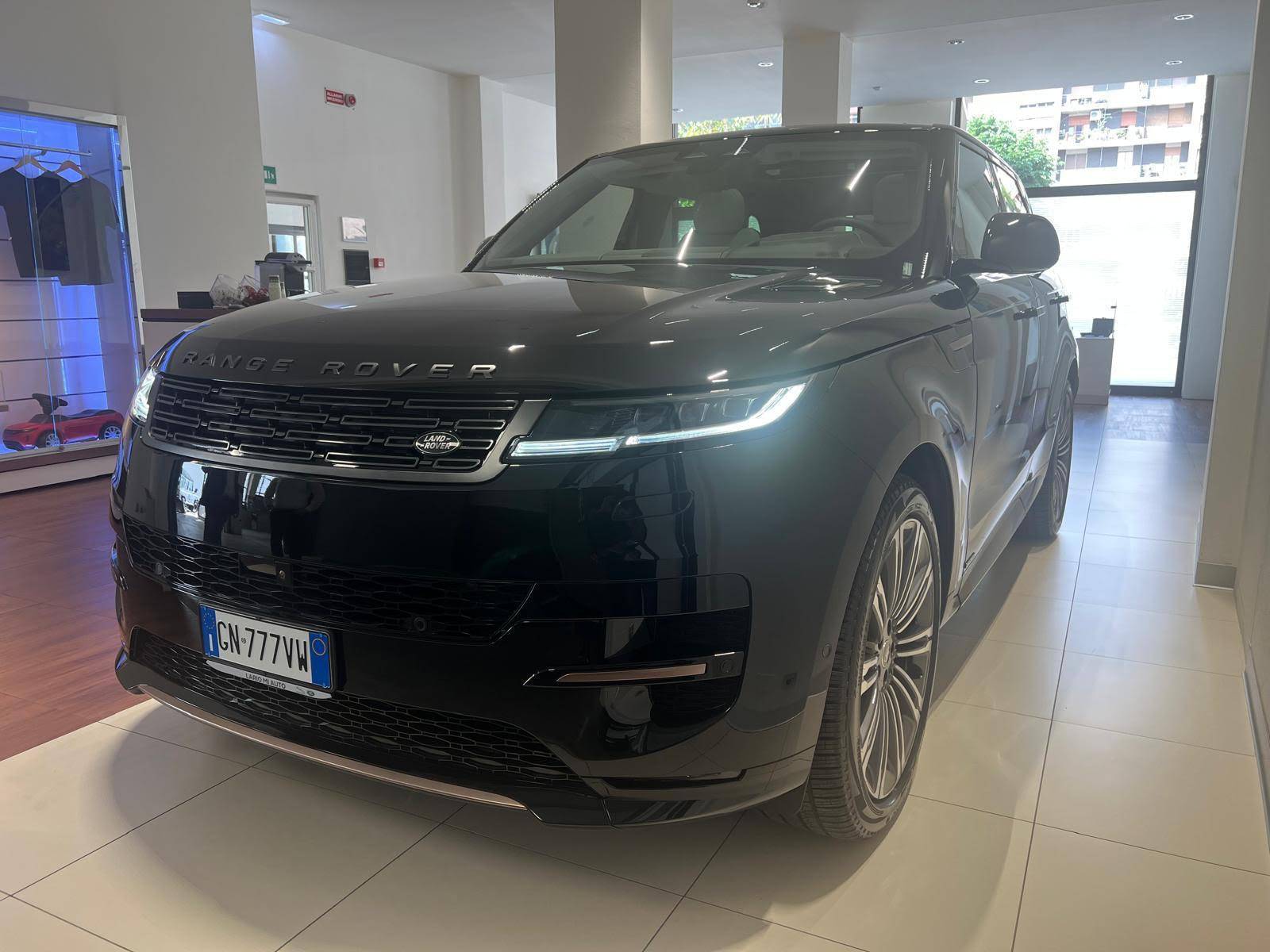 Range Rover Sport Rental 