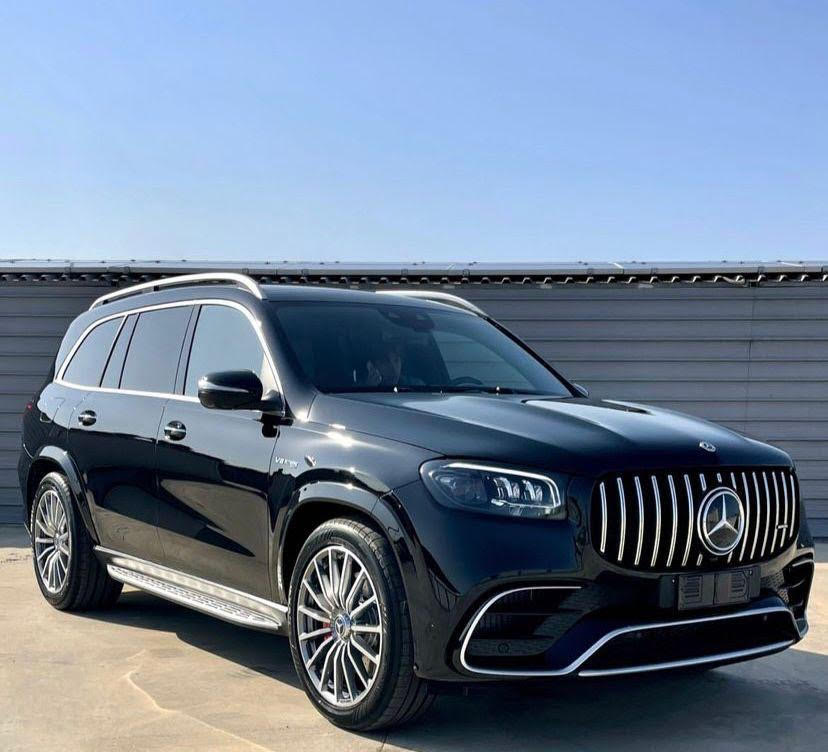 Mercedes-Benz GLS 7 Seater Rental